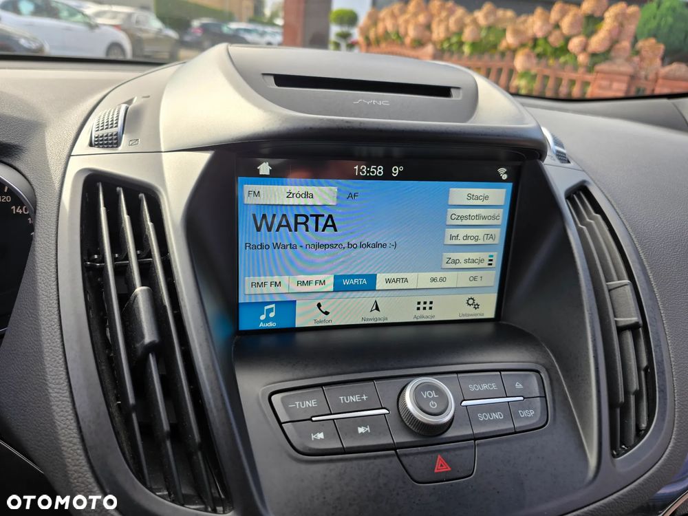 Ford Kuga - 28