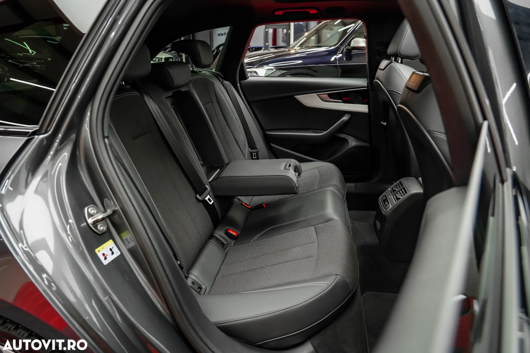 Audi A4 Avant 2.0 40 TFSI MHEV S tronic S Line - 10