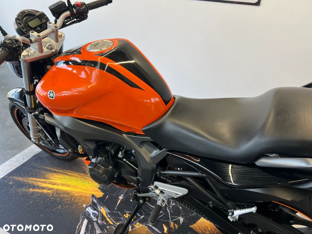 Yamaha FZ6 - 13