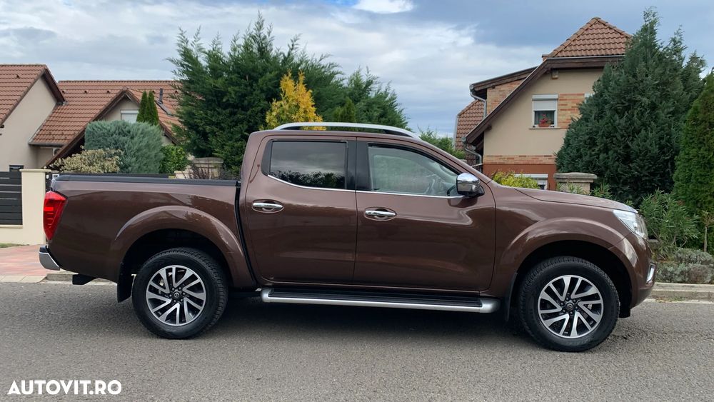 Nissan Navara 2.3 dCi Bi Turbo Double Cab Tekna Aut. - 11