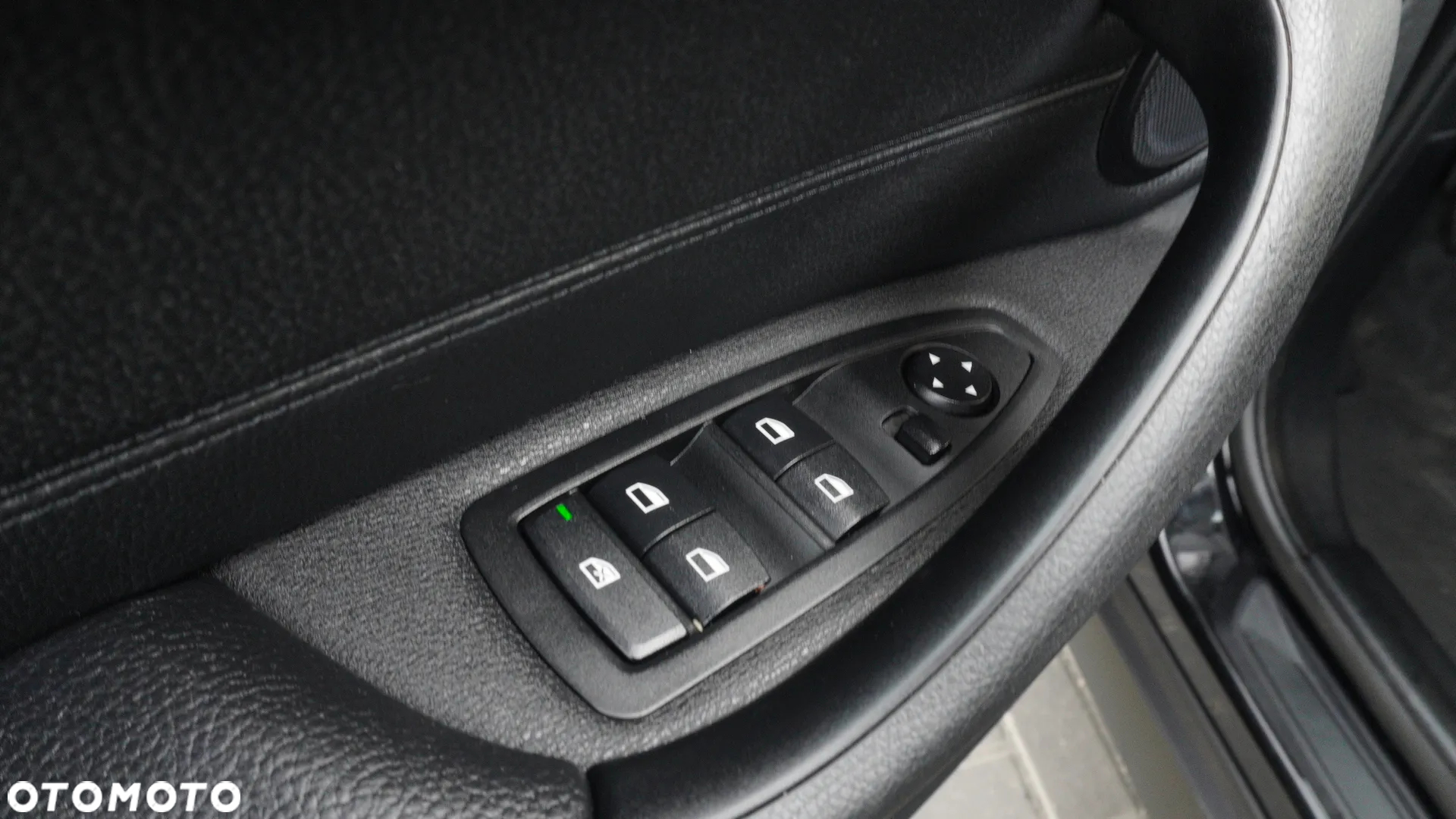 BMW X1 sDrive18d Advantage - 34