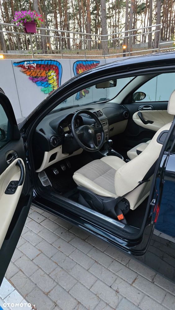 Alfa Romeo 147 1.9 JTD 16V M-Jet Distinctive - 10