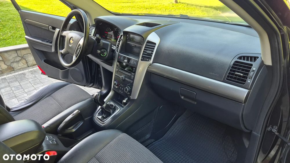 Chevrolet Captiva 2.4 2WD 7 Sitzer LS Family Edition - 10