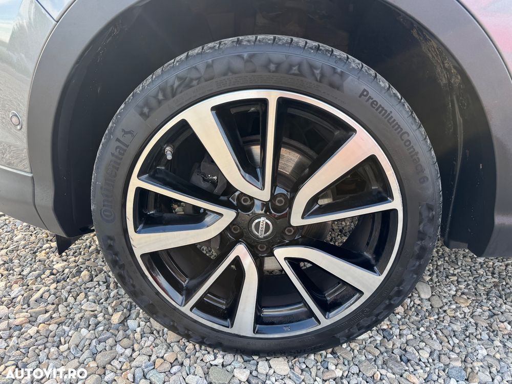 Nissan Qashqai 1.6 DCI Xtronic TEKNA - 17