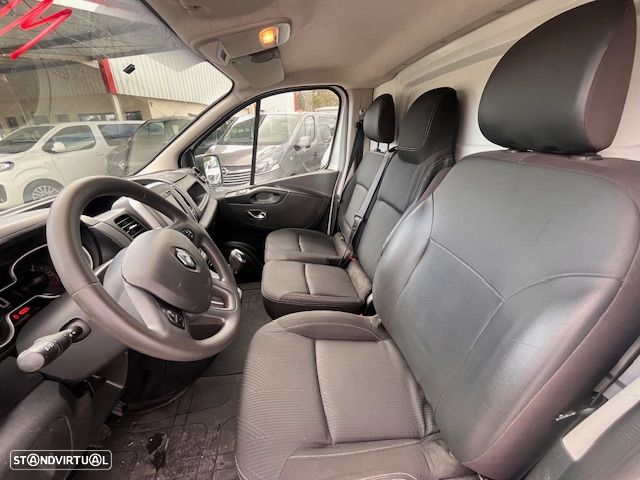 Renault TRAFIC 2.0 Dci 120cv - 7