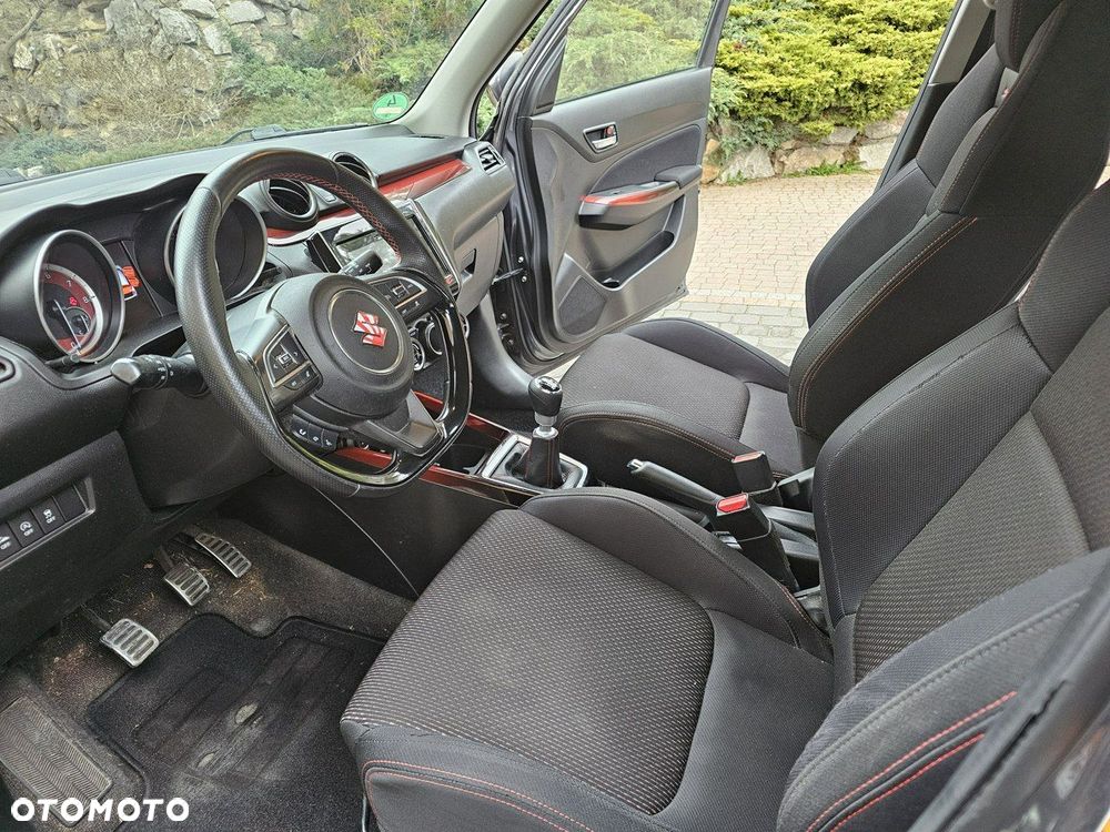 Suzuki Swift - 8