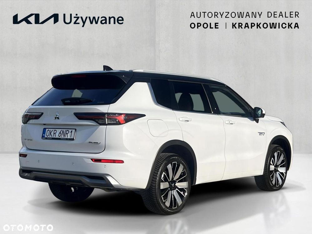 Mitsubishi Outlander - 6