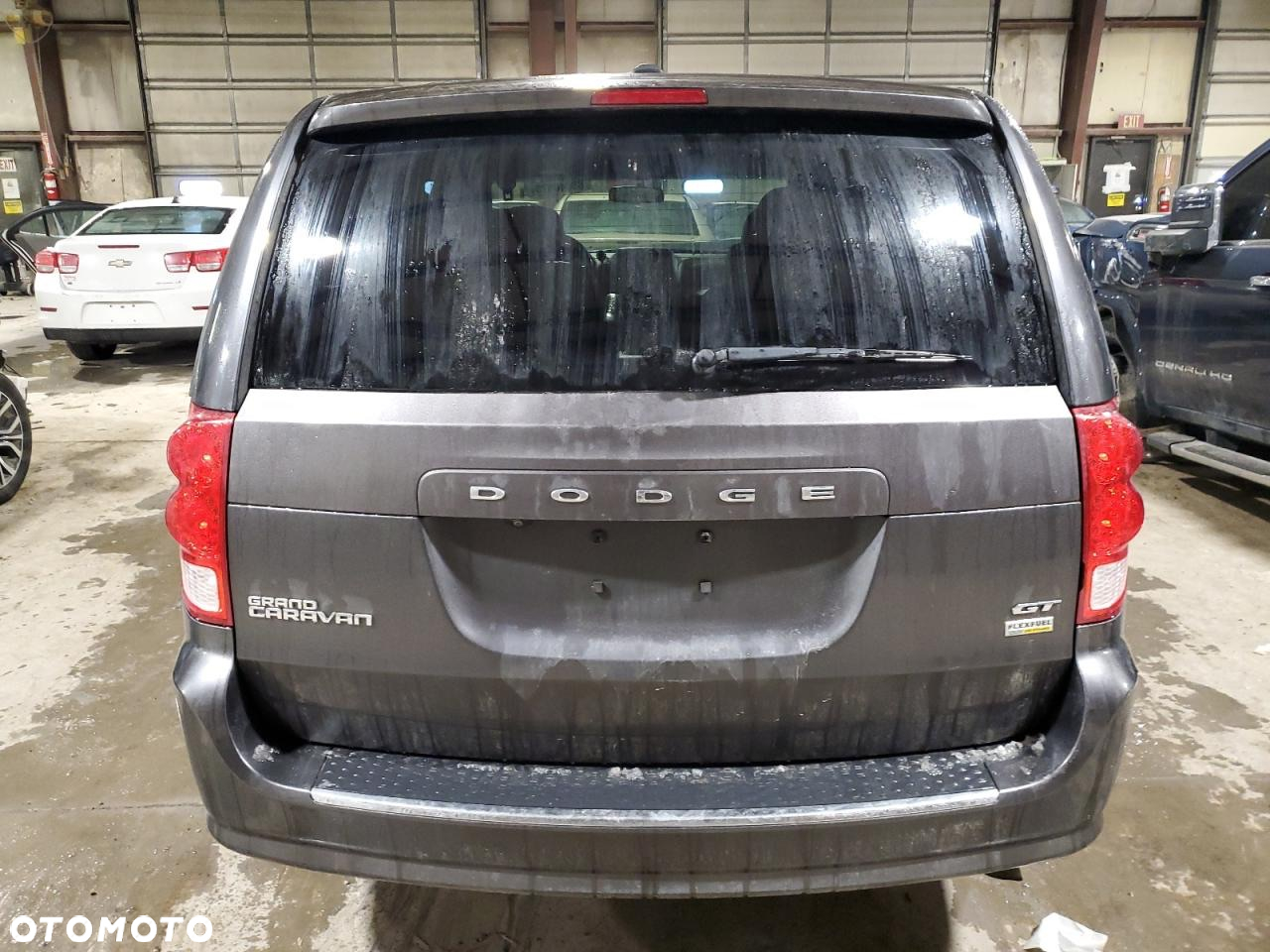 Dodge Grand Caravan 3.6 R/T - 21