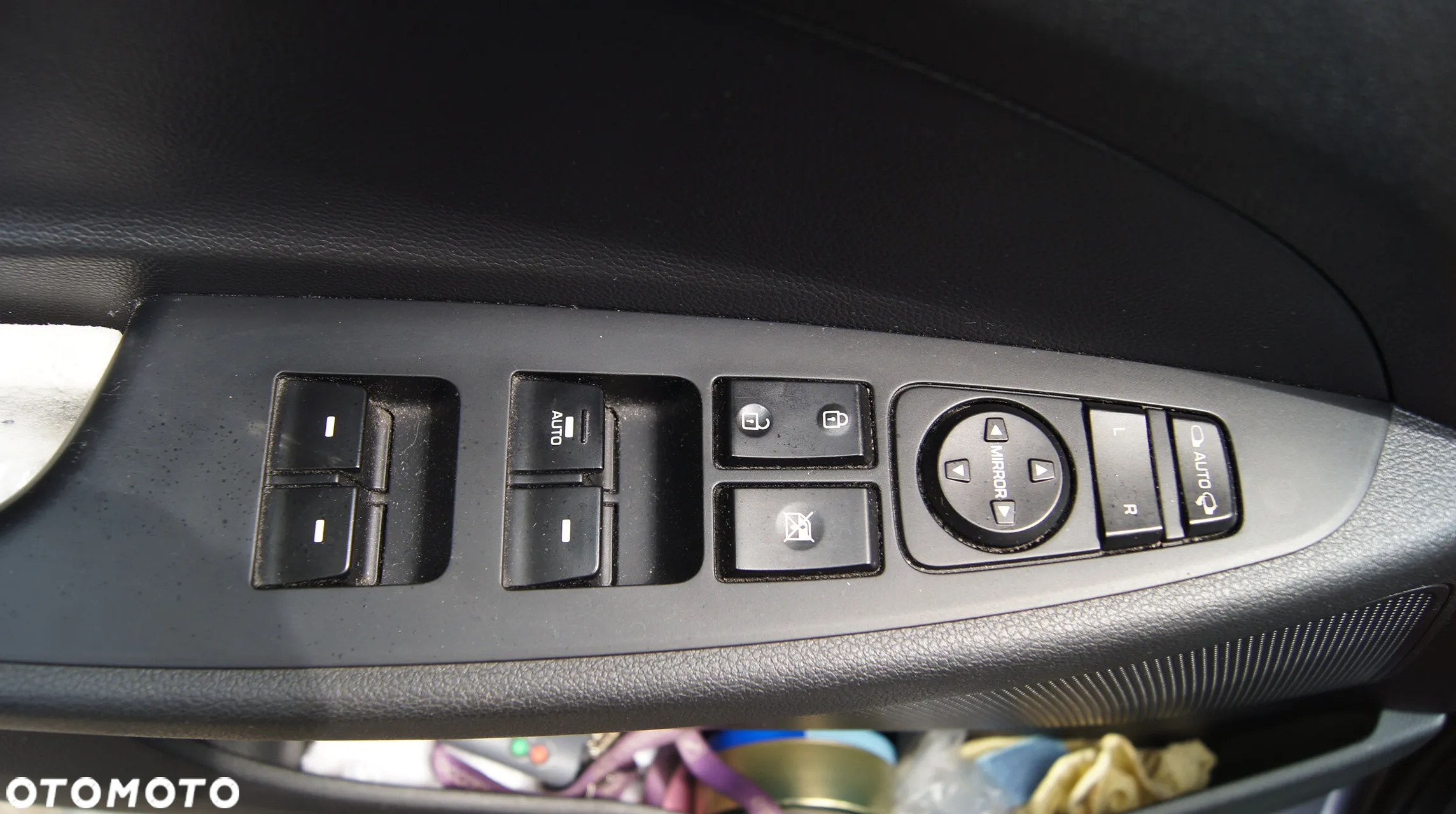 Hyundai Tucson 2.0 CRDI BlueDrive Comfort 2WD - 24