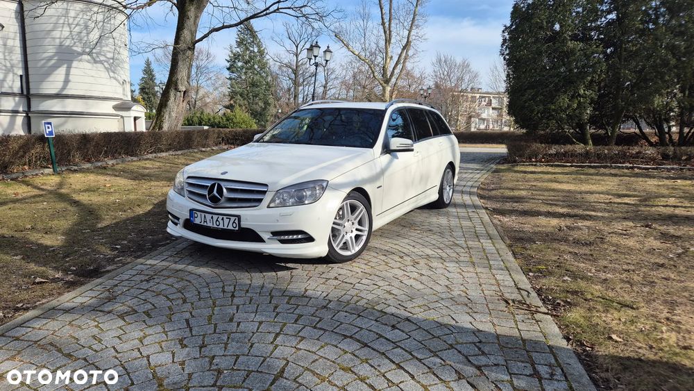 Mercedes-Benz Klasa C 220 CDI DPF Automatik BlueEFFICIENCY Avantgarde - 1
