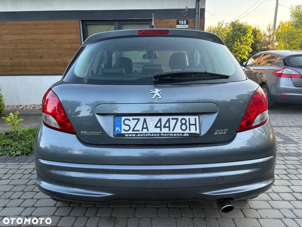 Peugeot 207 - 7