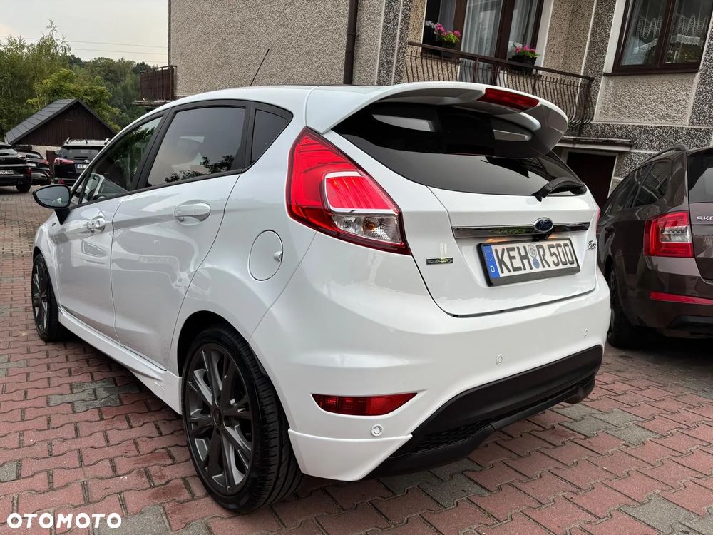 Ford Fiesta 1.0 EcoBoost S&S ST-LINE Black - 26