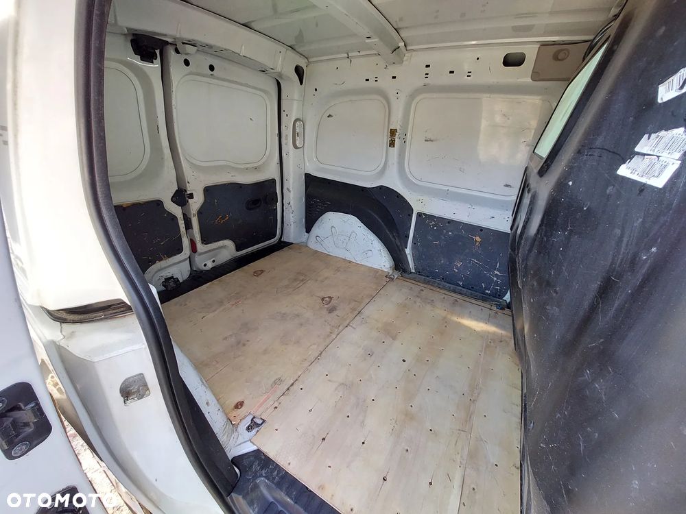 Renault KANGOO - 8