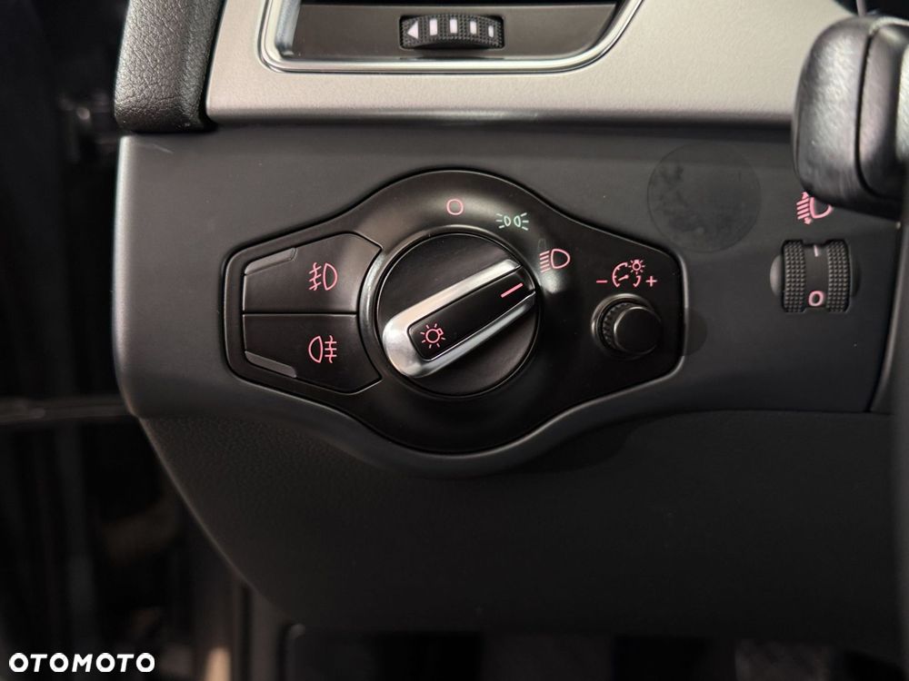 Audi A4 Avant 2.0 TDI - 22