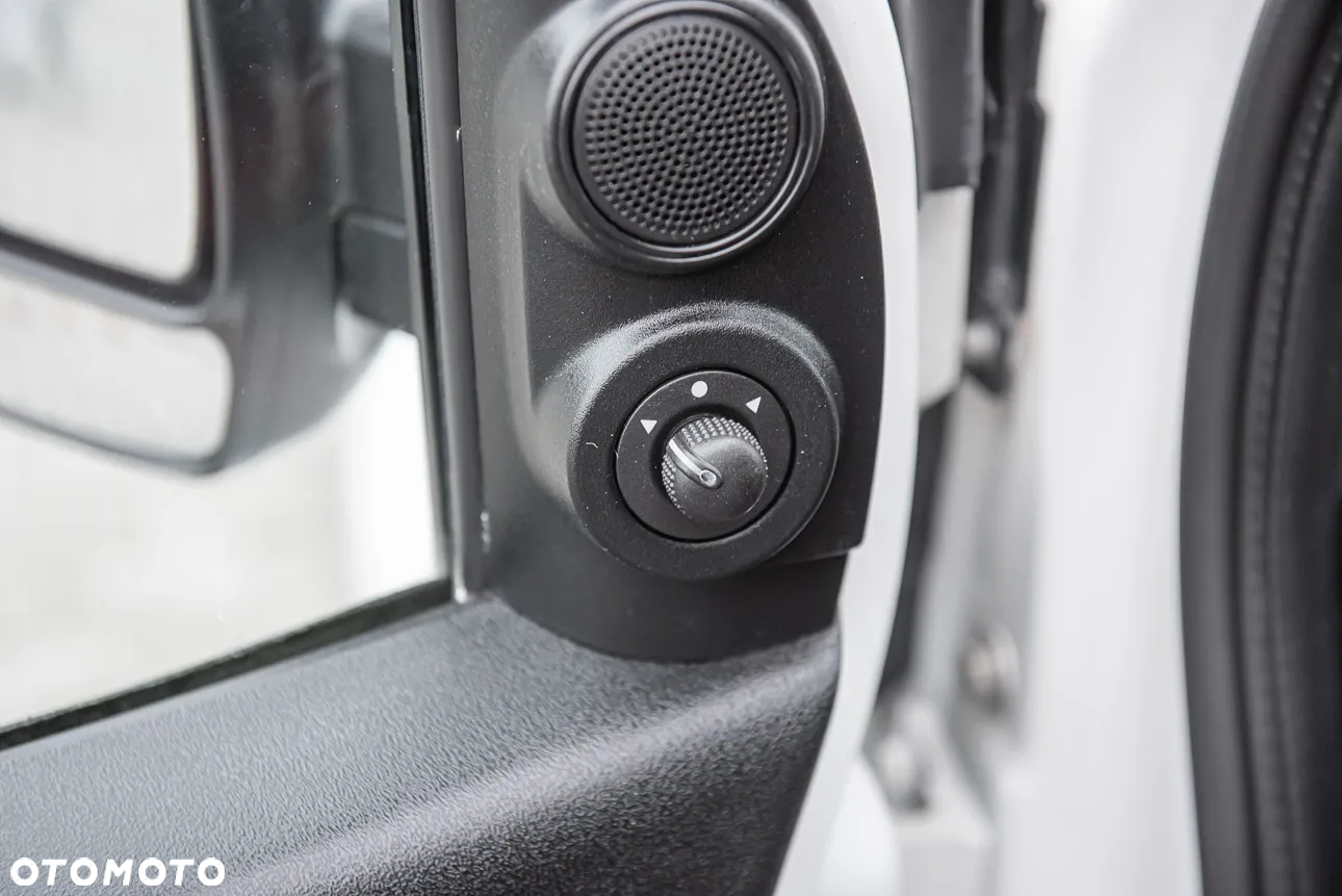 Fiat DOBLO MAXI - 13