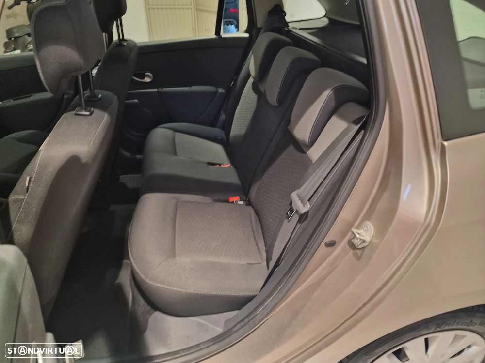 Renault Clio Break 1.5 dCi Dynamique S C.Reb - 9