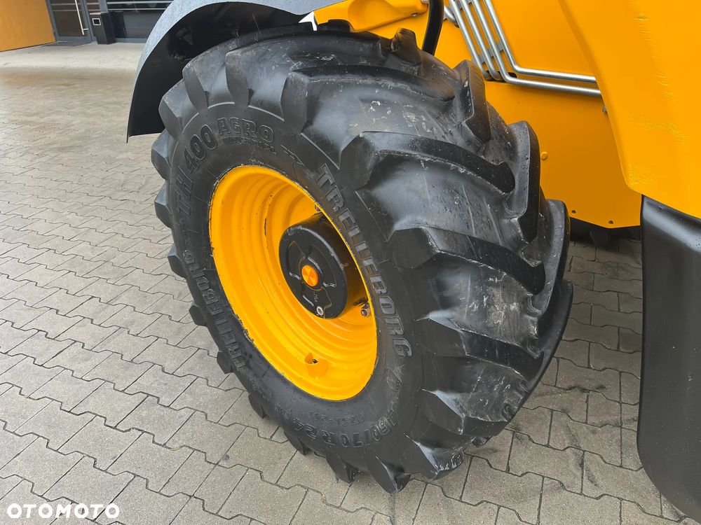 JCB 532-60 AGRI - 13