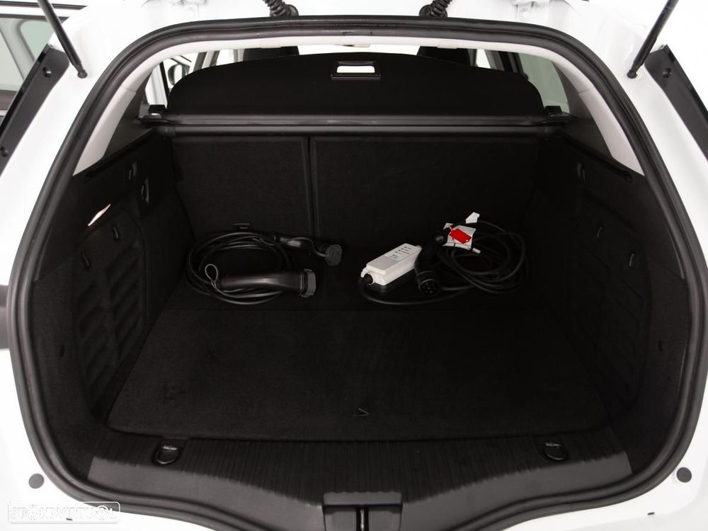 Renault Mégane Sport Tourer 1.6 E-Tech Plug-In Zen - 11