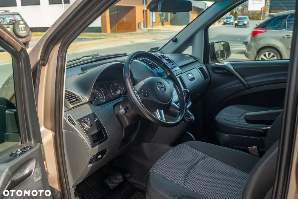 Mercedes-Benz Vito Univan 639.603 - 12