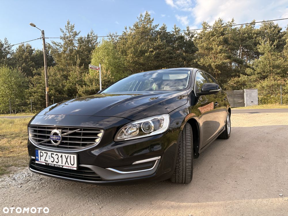 Volvo V60 - 2