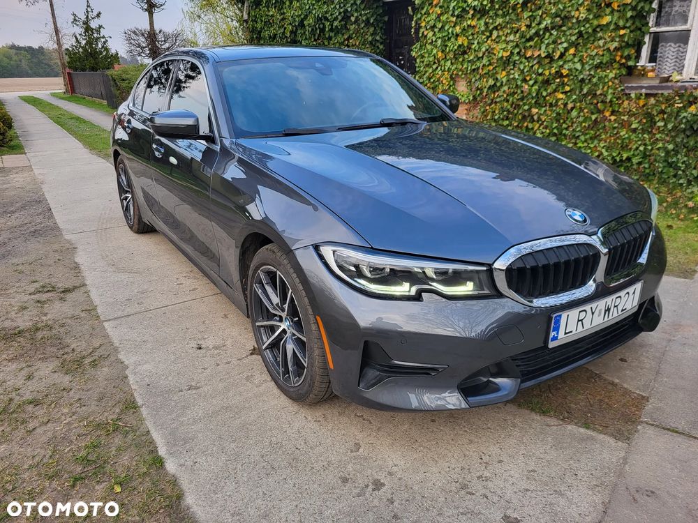 BMW Seria 3 330i Sport Line - 8