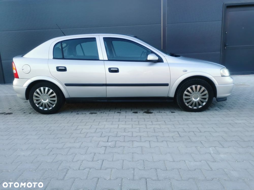 Opel Astra 1.4 Enjoy - 12