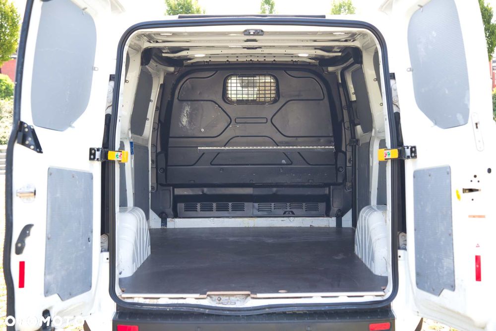Ford Transit Custom L1H1 - 10