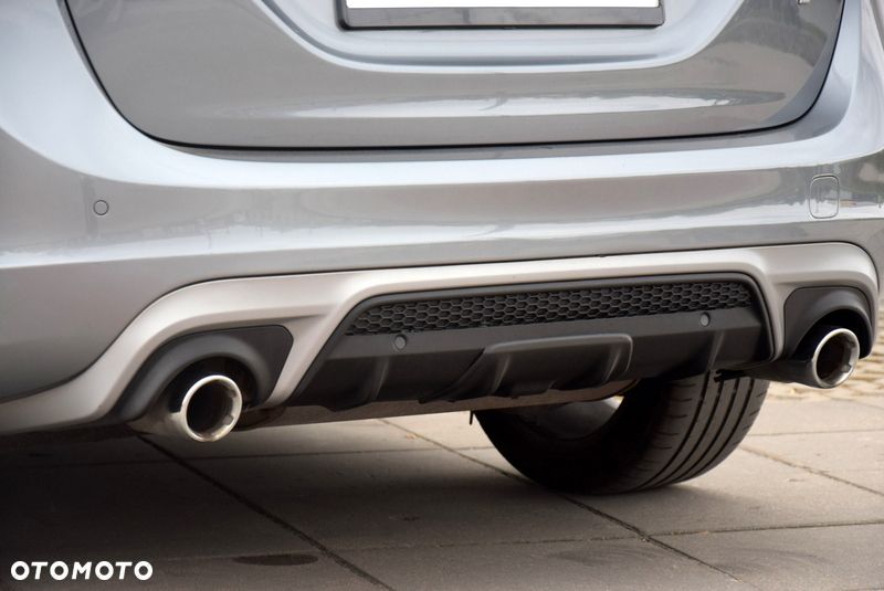 Volvo V60 D4 Geartronic RDesign - 19