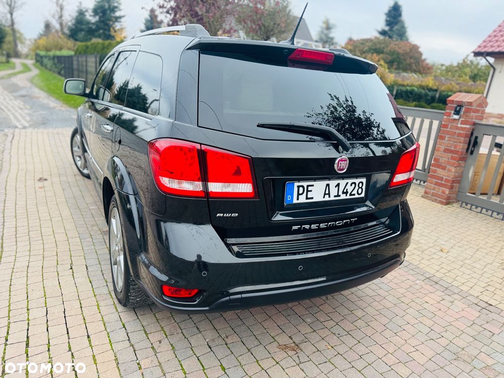 Fiat Freemont 2.0 Multijet Black Code AWD - 37