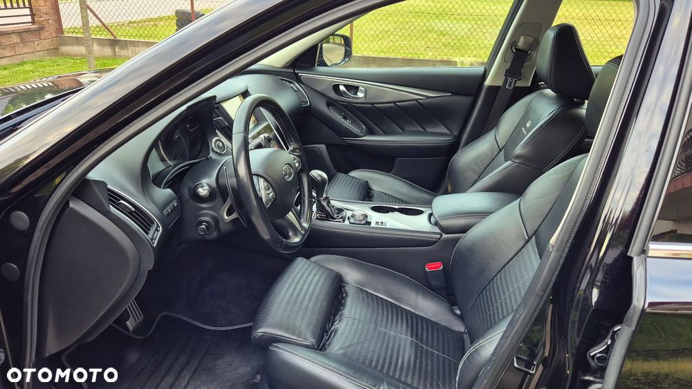 Infiniti Q50 2.2d Sport Sound Studio by Bose - 9