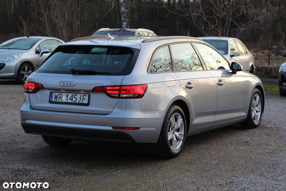 Audi A4 Avant 2.0 TDI ultra - 23
