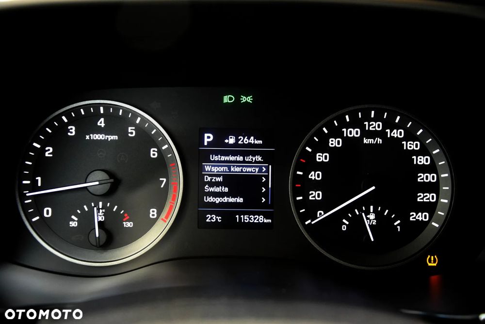Hyundai Tucson 1.6 T-GDi Premium 2WD DCT - 32