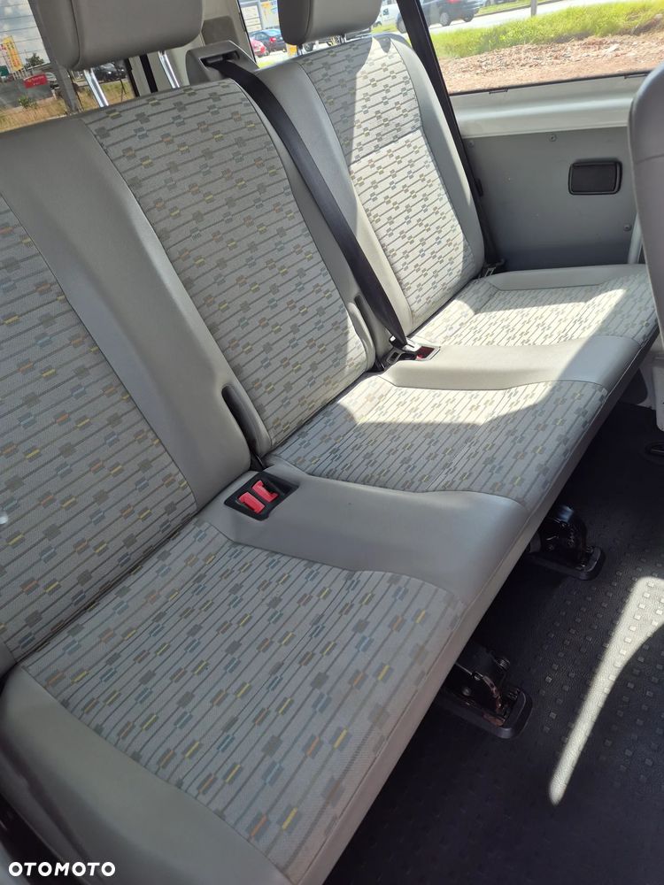 Volkswagen Transporter L2H1 Mixt - 23
