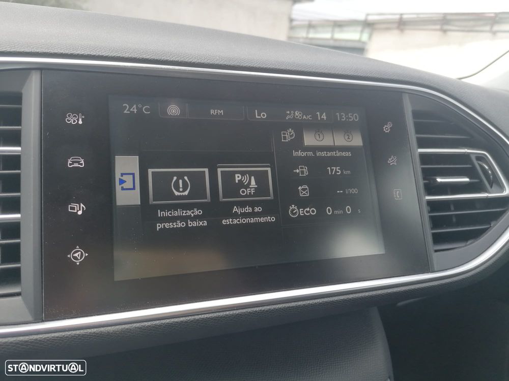 Peugeot 308 SW PureTech 130 Stop & Start Allure - 17