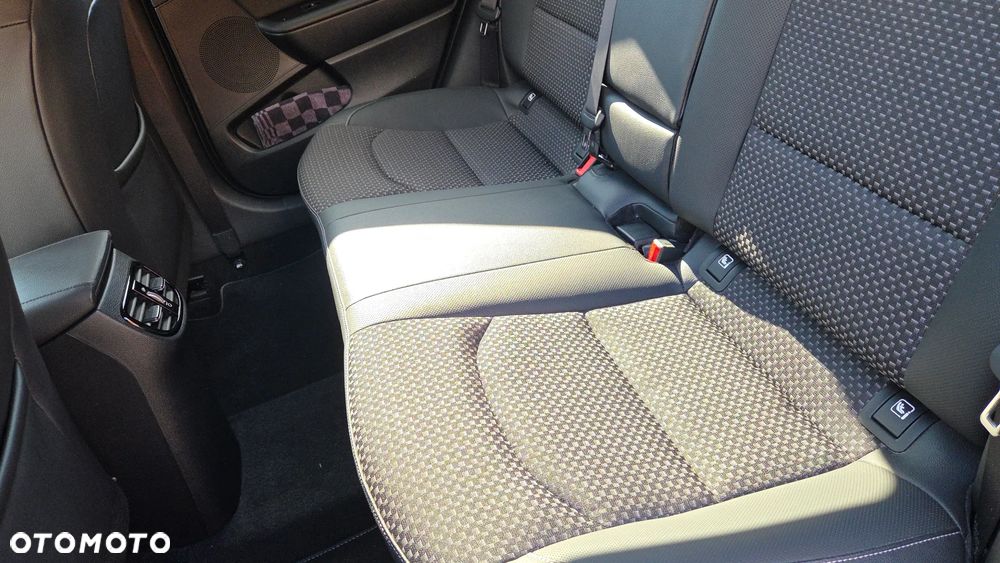 Kia Ceed 1.5 T-GDI Business Line - 12