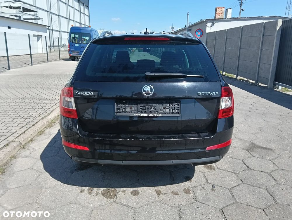 Skoda Octavia 2.0 TDI (Green tec) DSG Joy - 4