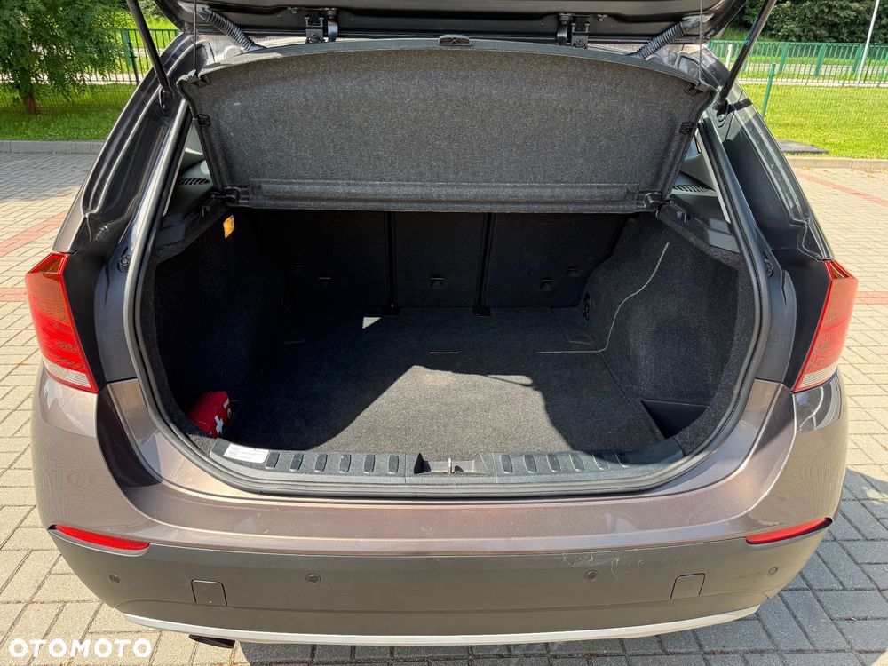 BMW X1 xDrive18d - 9