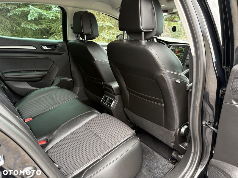 Renault Megane ENERGY TCe 130 BOSE EDITION - 12