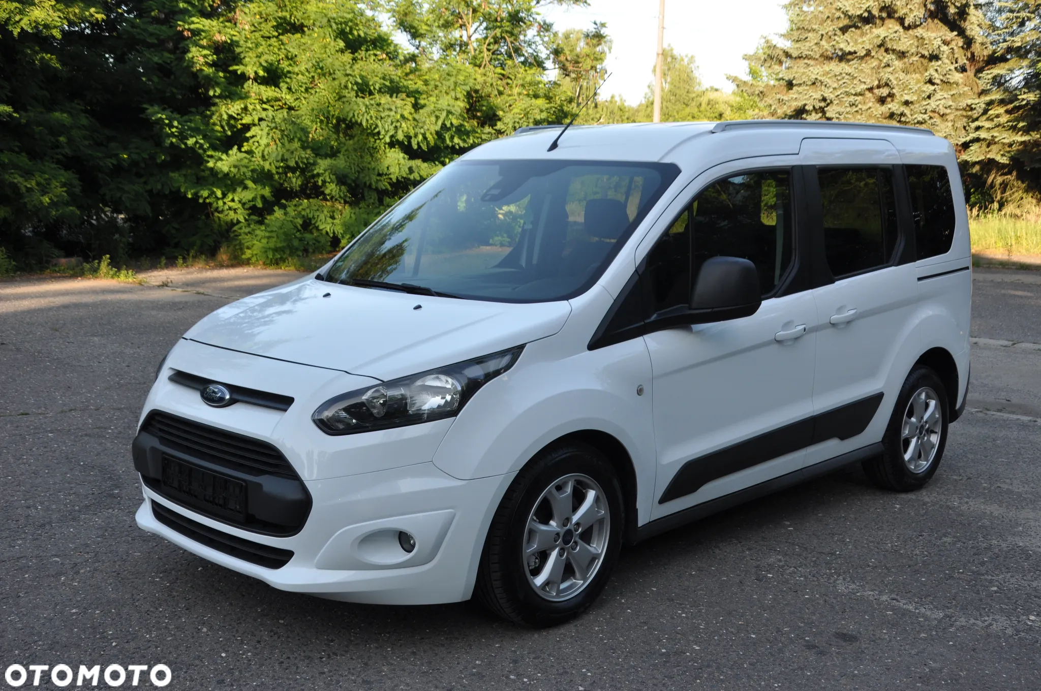 Ford Tourneo Connect - 2