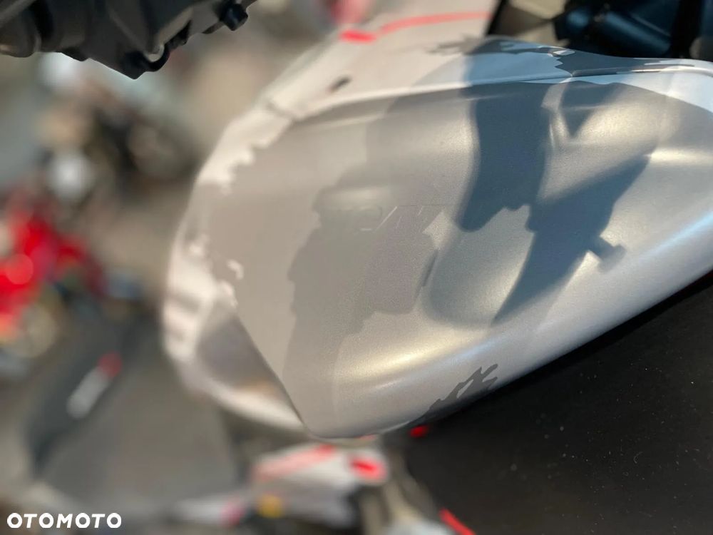 Ducati Diavel - 9