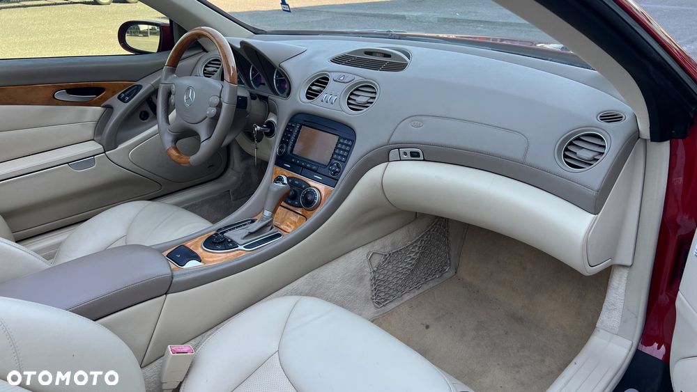 Mercedes-Benz SL 500 7G-TRONIC - 22