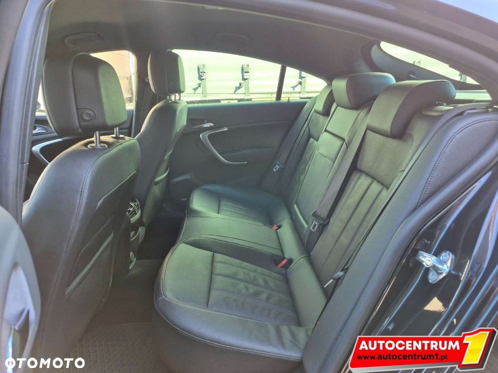 Opel Insignia - 17