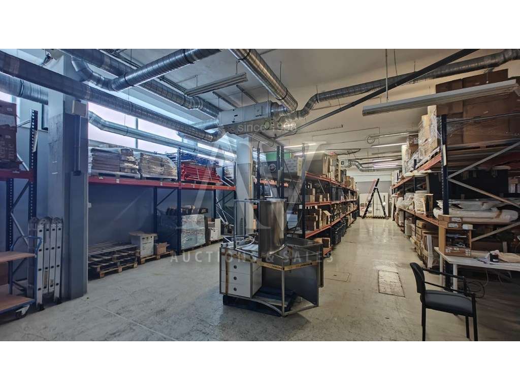 Espaço para serviços - VILAR DE PINHEIRO - VILA DO CONDE |LEILÂO PR... - Grande imagem: 5/6