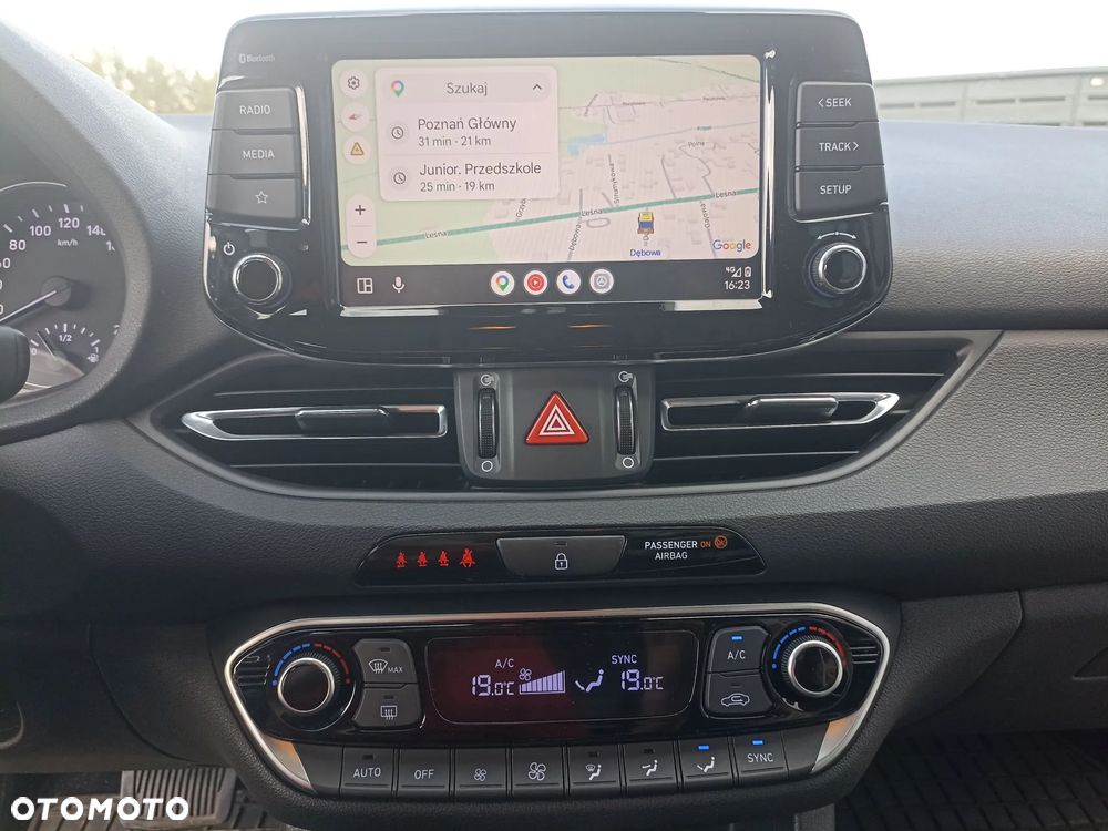 Hyundai i30 1.5 T-GDI 48V Comfort DCT - 18