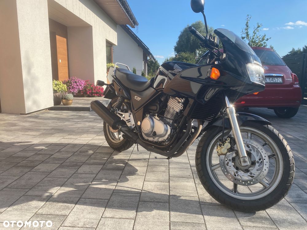 Honda CB - 4