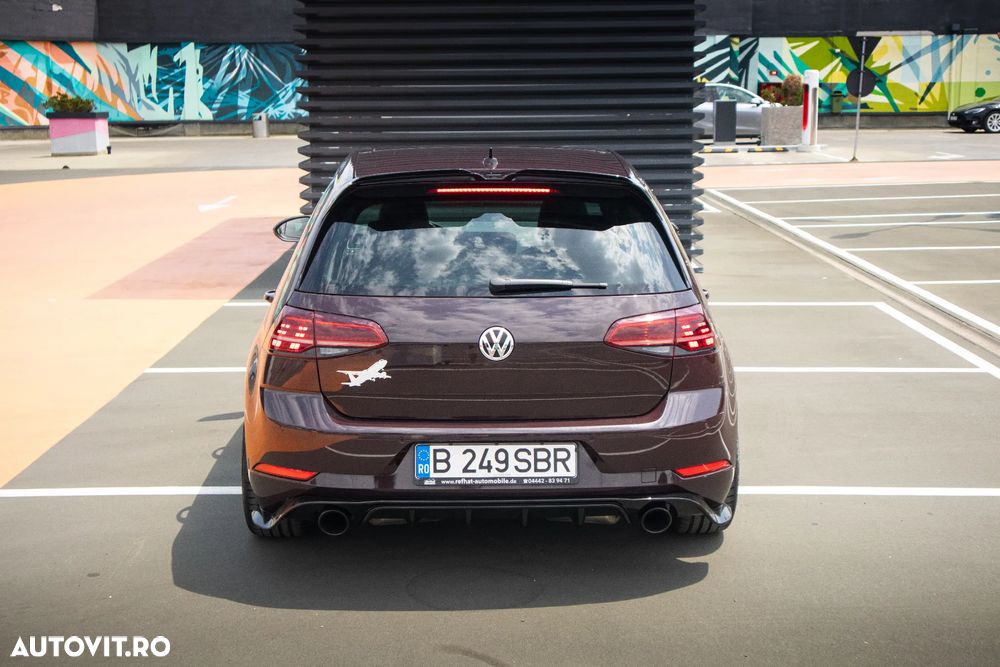 Volkswagen Golf GTI (BlueMotion Technology) DSG Performance - 2