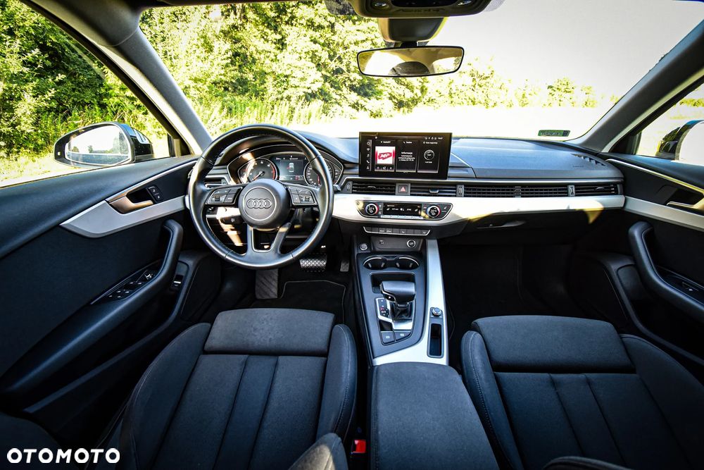 Audi A4 Limousine 35 TFSI mHEV S tronic - 14