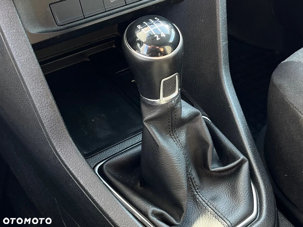 Volkswagen Caddy Maxi - 29