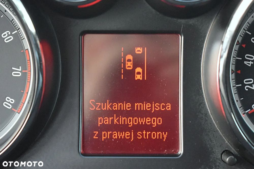 Opel Insignia 2.0 T Cosmo 4x4 S&S - 31