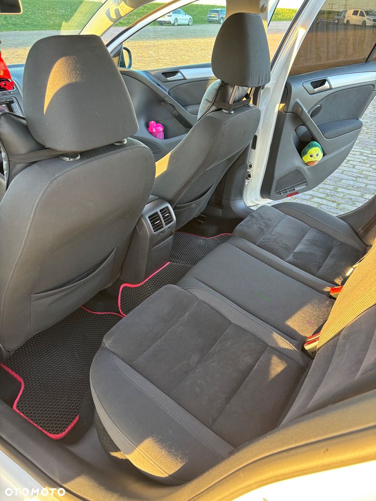 Volkswagen Golf 2.0 TDI DPF Trendline - 13